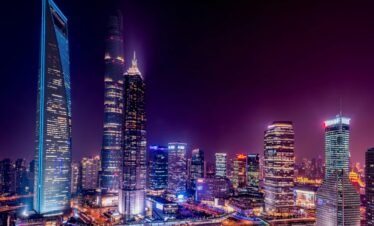 cheap flights from Karachi to Dubai